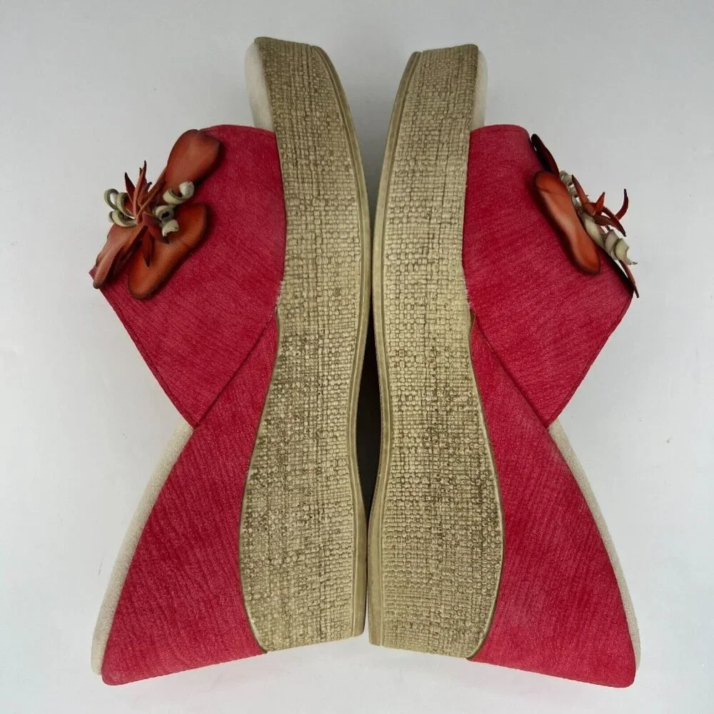 Tuscany by Easy Street Womens Red Easy Street Castello Size 8.5M Wedge Sandals